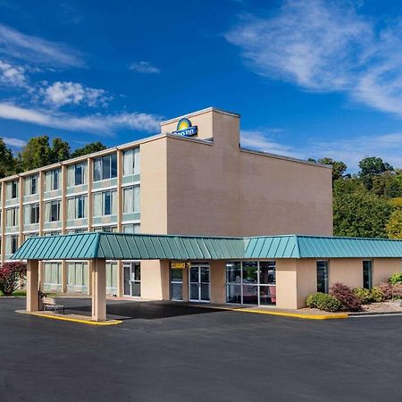 Days Inn By Wyndham Кембридж Екстер'єр фото