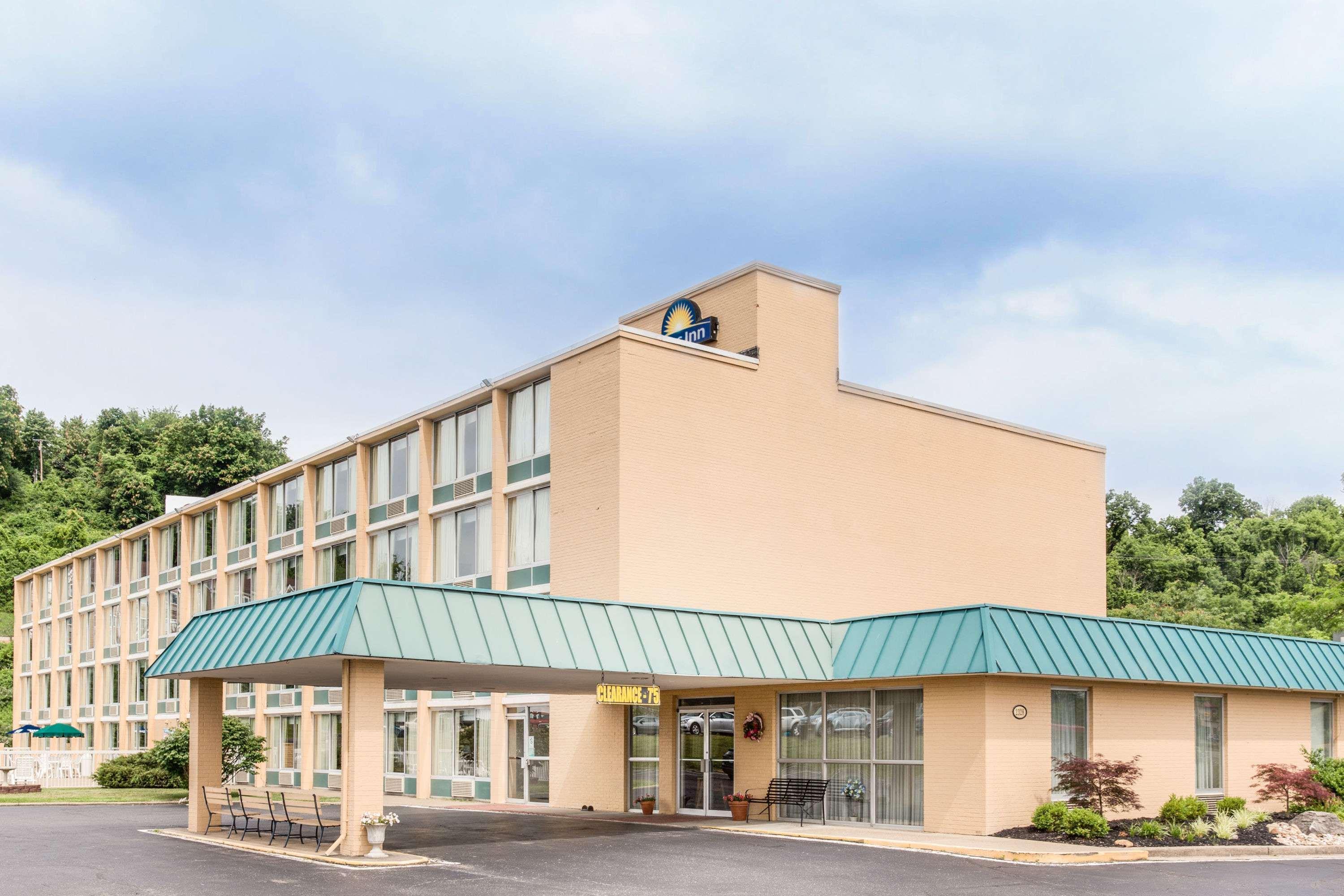Days Inn By Wyndham Кембридж Екстер'єр фото